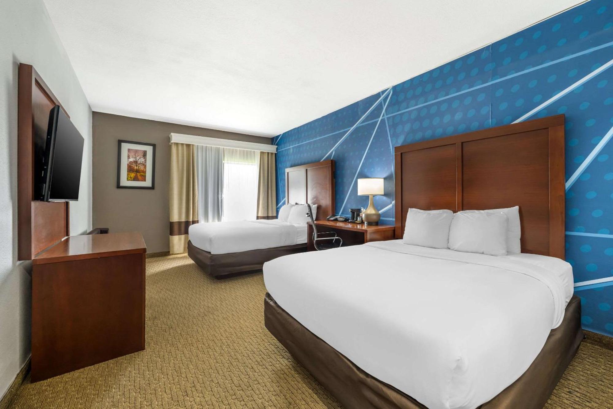 Comfort Suites Omaha East-Каунсил-Блафс Экстерьер фото