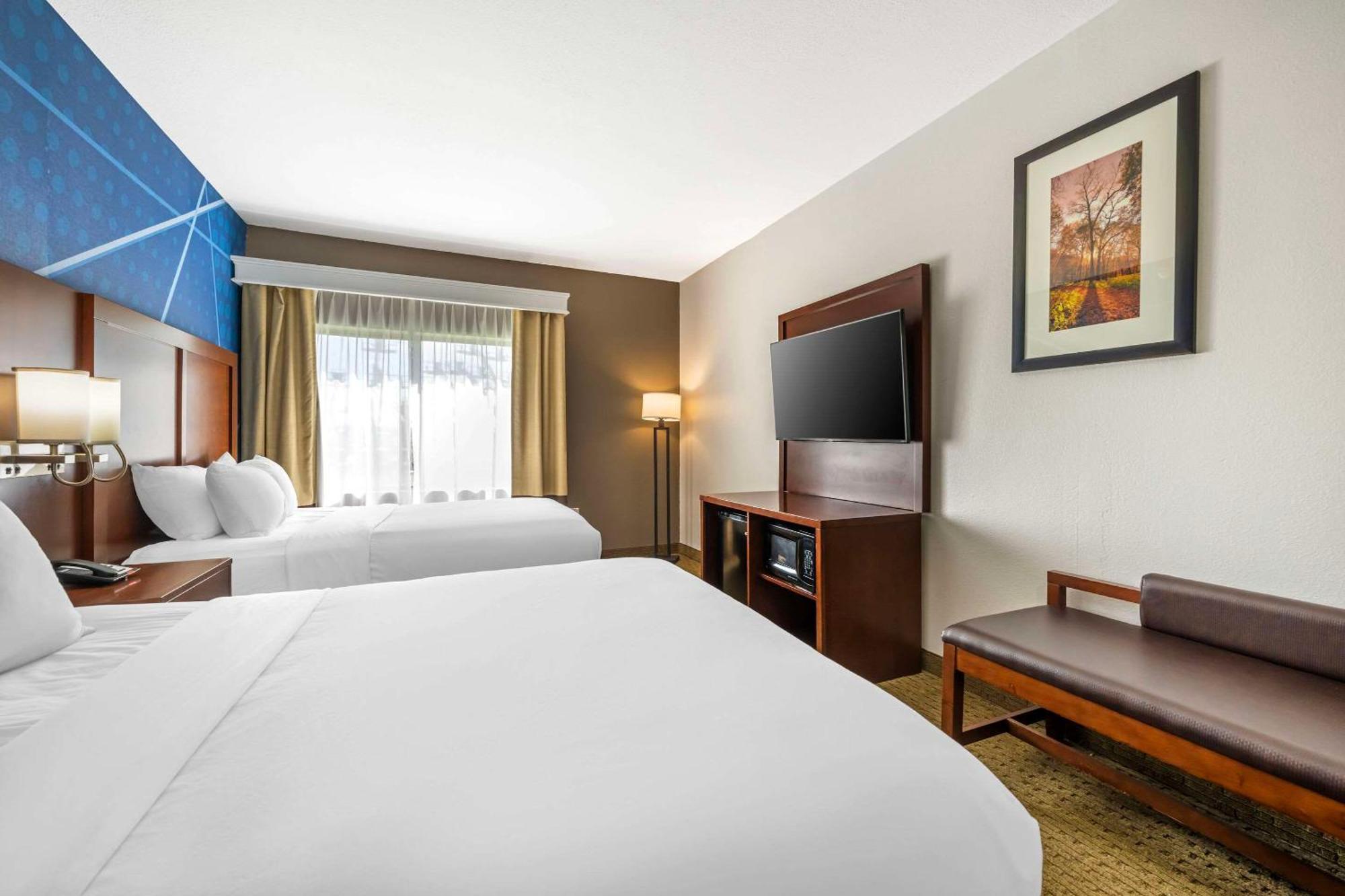 Comfort Suites Omaha East-Каунсил-Блафс Экстерьер фото